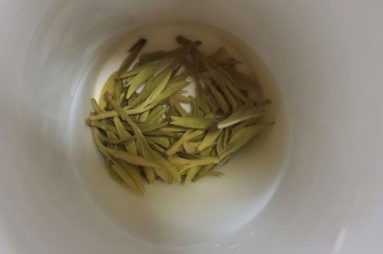 龙井好喝还是毛尖好喝，绿茶是龙井好还是毛尖好？