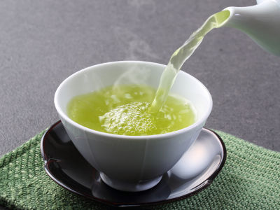 红茶和绿茶的区别，常喝红茶好还是绿茶好？