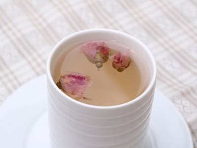 干玫瑰花泡前需要洗吗，泡玫瑰花需要洗一下吗？