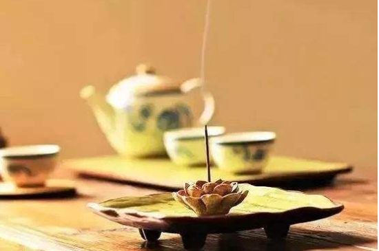 绿茶碧螺春怎么泡简易步骤，冲泡碧螺春的十二步骤口诀