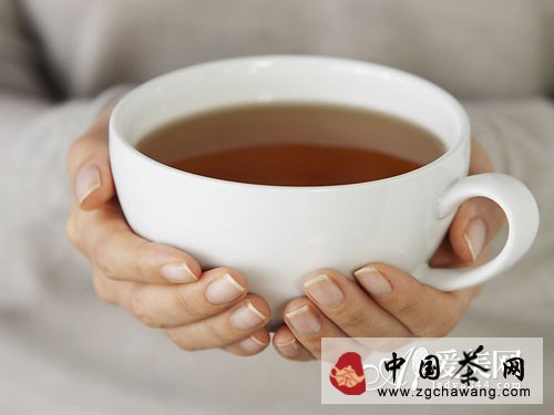 4、红茶：茶多酚经过发酵，能养胃
