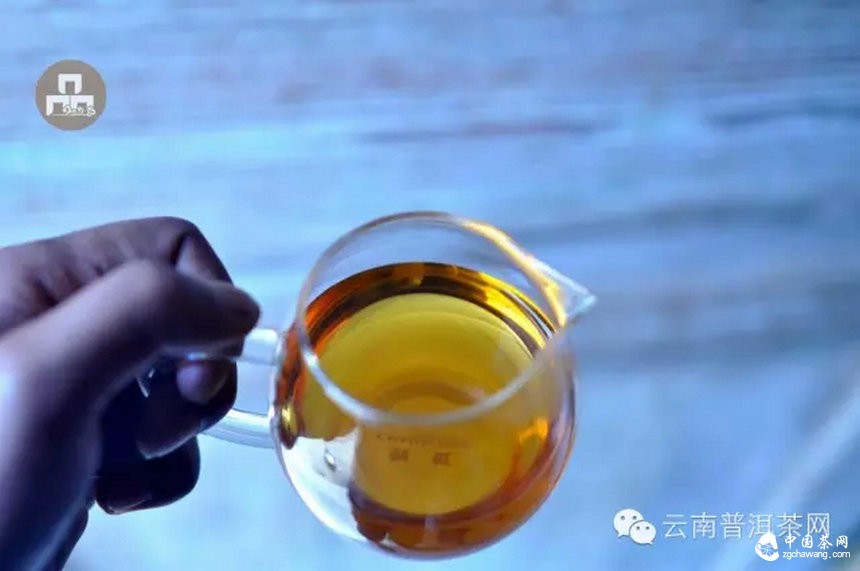 古树红茶采摘、加工、冲泡