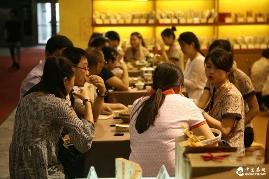 普洱茶营销既不能掉