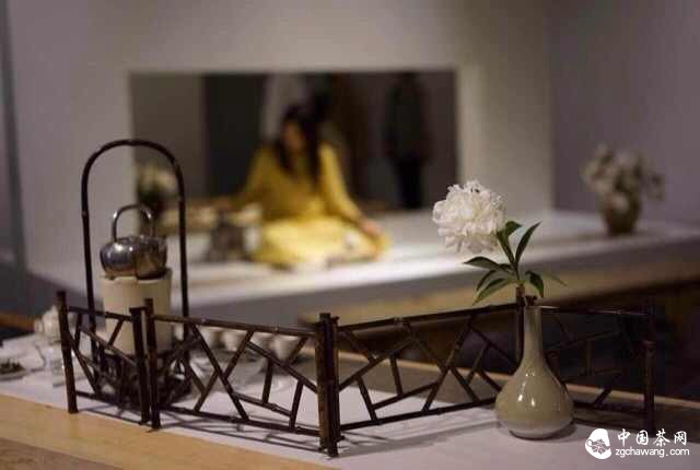 人生百态，静坐而候。