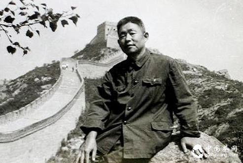 资料图：中国“军歌之父”郑律成