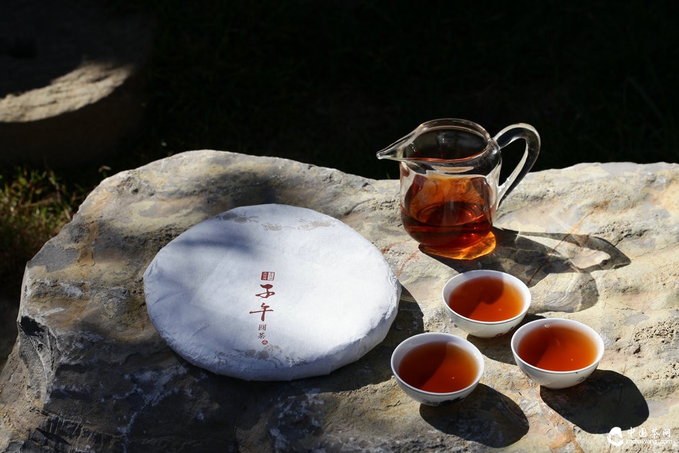 2014【子午】无量山古树熟茶 茶汤红浓明亮