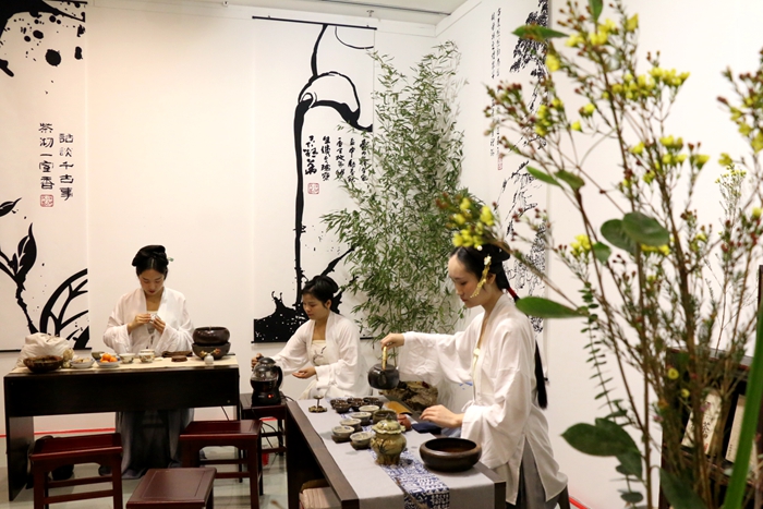 茯茶与紫砂印象文化交流展西安举行