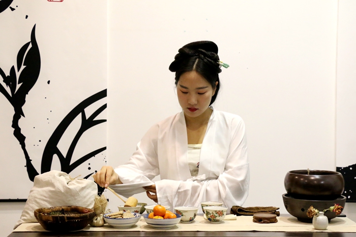 茯茶与紫砂印象文化交流展西安举行