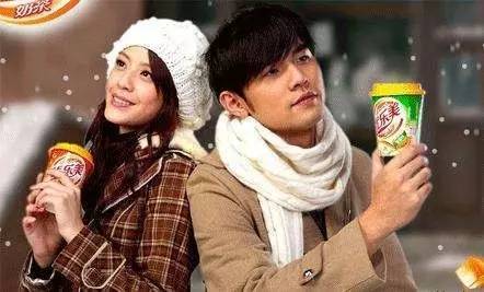 年赚2亿对垒1300亿：中国茶如何干掉星巴克？