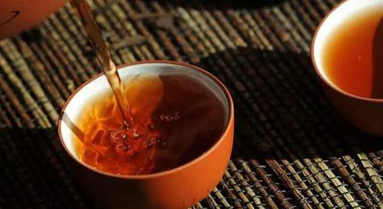 一辈子都想不到的老茶作假方法