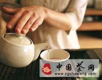 热茶绝对不能饮 七大抗癌功效变8倍致癌